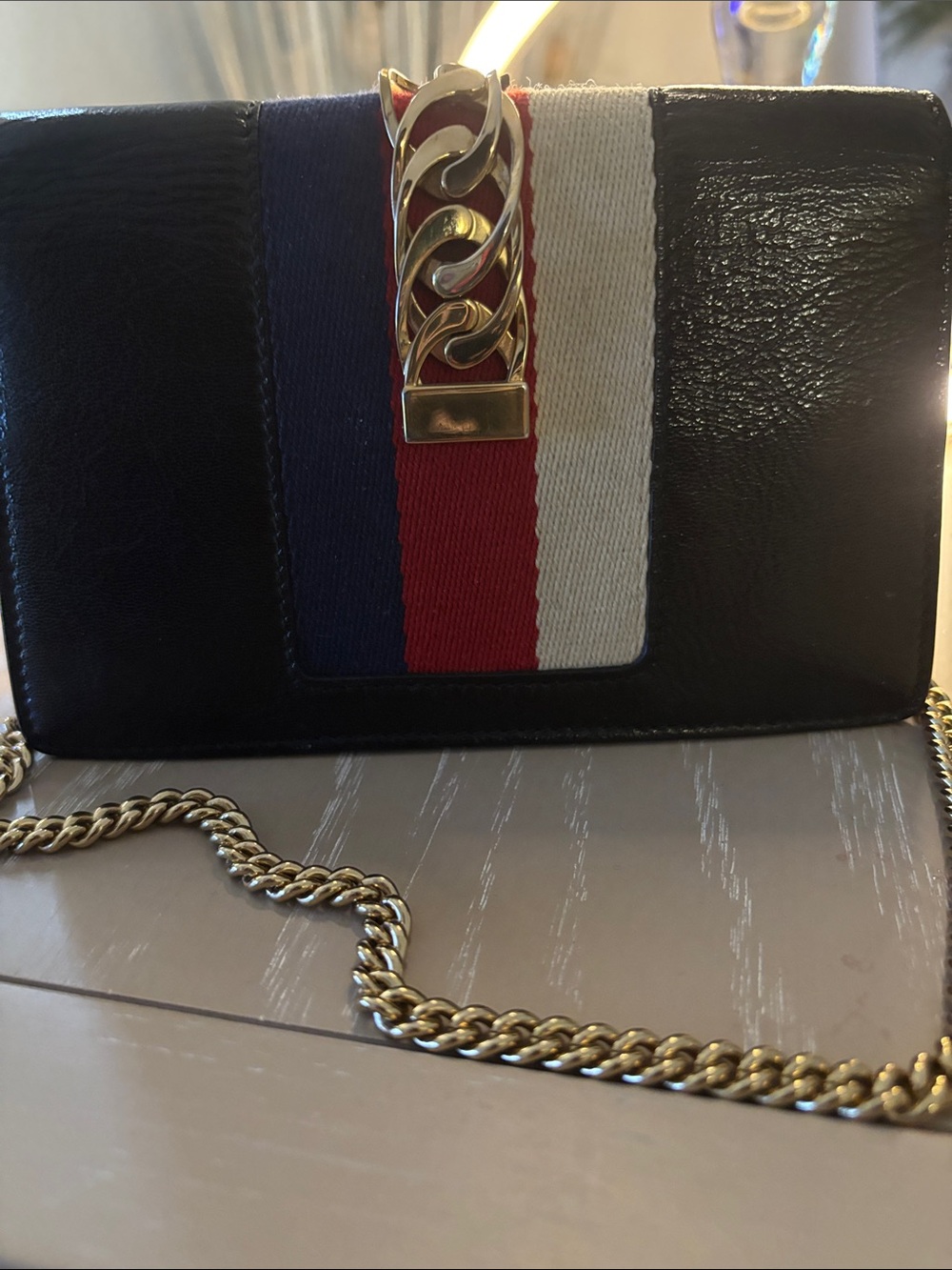 Gucci Black Leather Floral Embroidered with original Gucci Chain mini - Picture 3 of 7